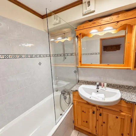 4 Pers Sunday To Sunday, Montana Soleil, 2 Bedroom, 42 M2 Apartamento Val Thorens